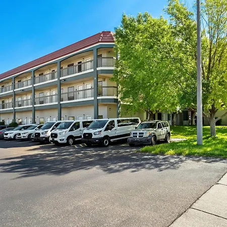 Quality Inn & Suites Sunport Airport Albuquerque-3